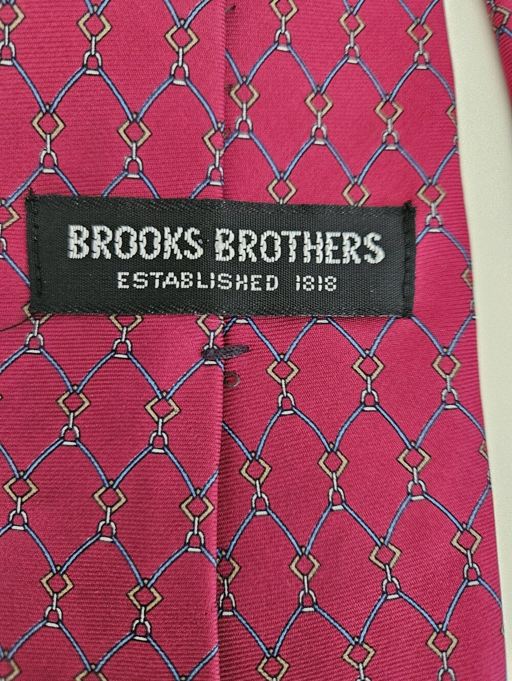 BROOKS BROTHERS Silk Red Geometric Chain Link Lattice Equestrian Tie | SZ 60" - Picture 7 of 8